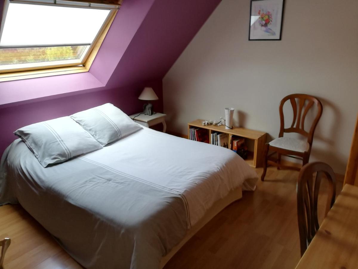 Chambre Chez L Habitant Malguenac Exterior photo
